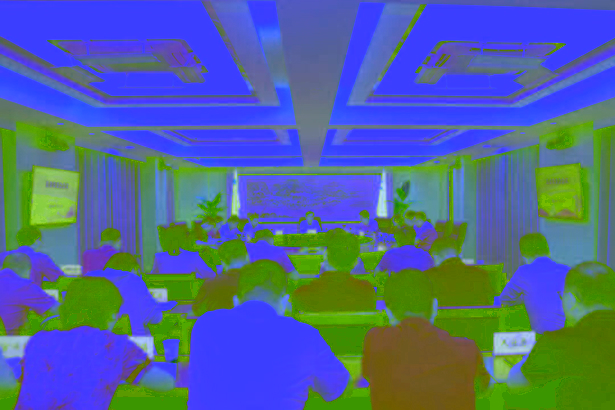 20260731县委常委会召开会议展示.jpg